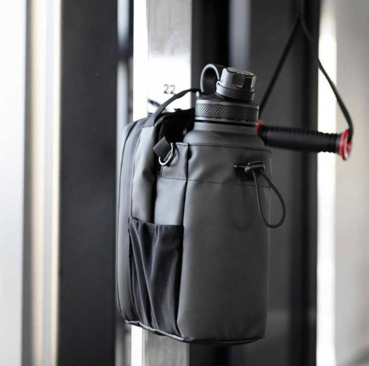 The Maglift | Magnetic Gym Bag